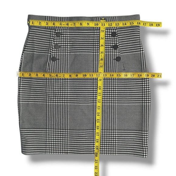 H&M Skirt Metal Back Zipper Classic Black White Houndstooth Plaid Above Knee 12 - Picture 4 of 16